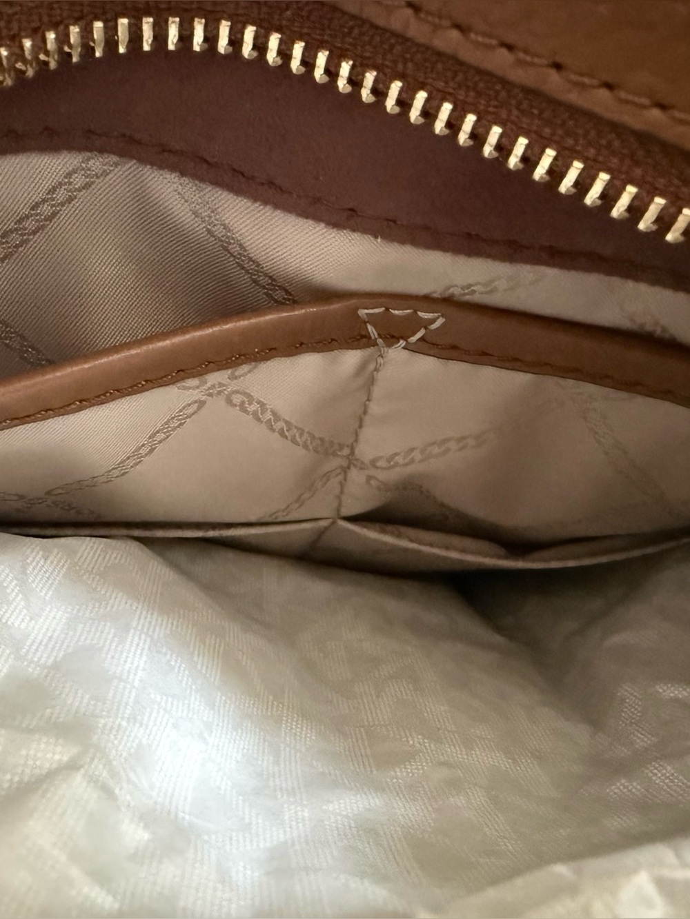 Michael Kors Large Satchel in Camel - Picture 4 of 6